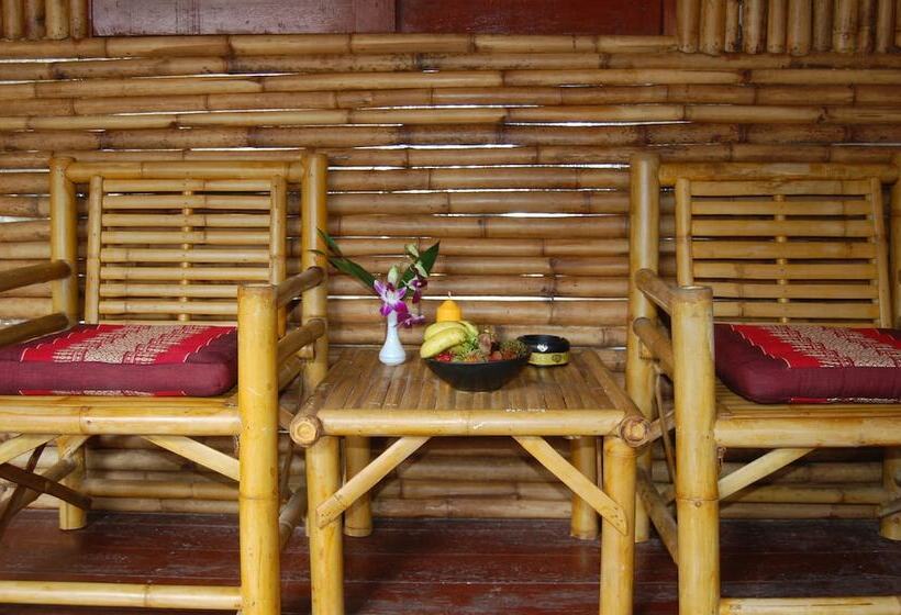 بانگلوی لوکس, Baan Sukreep Resort