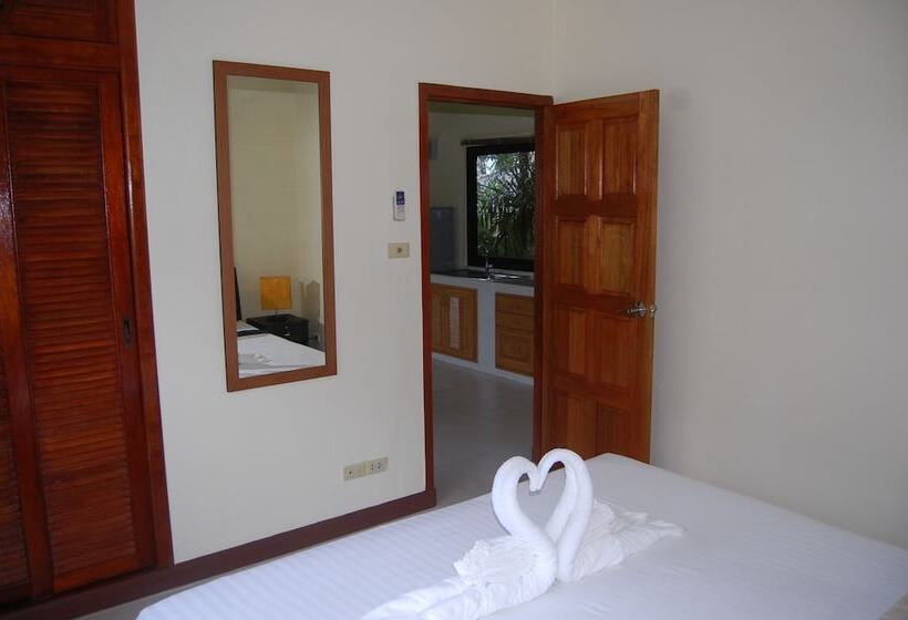 ویلا دلوکس 2 خوابه, Baan Sukreep Resort