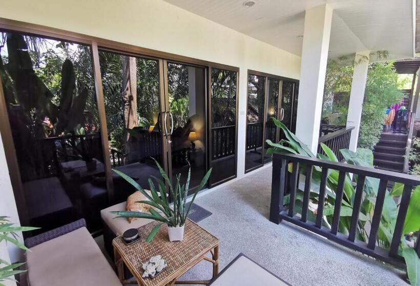 اتاق لوکس, Baan Sukreep Resort