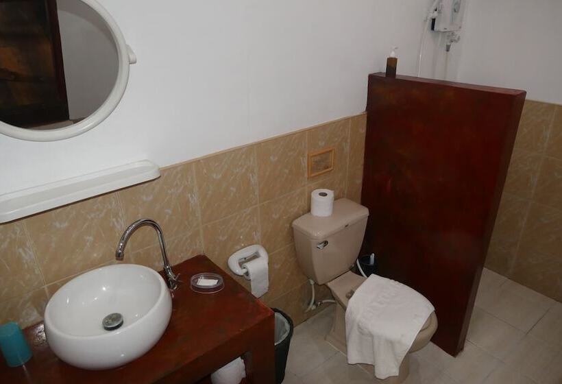 بانگلوی لوکس, Baan Sukreep Resort