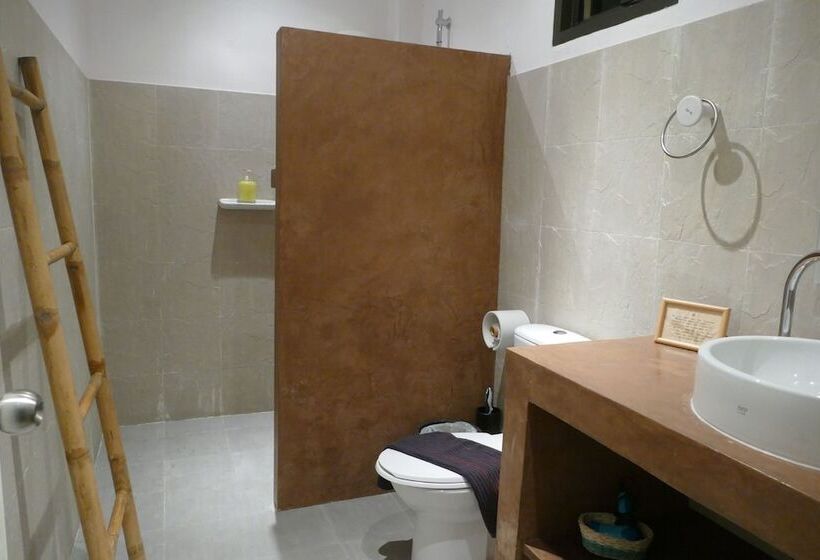 ویلا دلوکس 2 خوابه, Baan Sukreep Resort