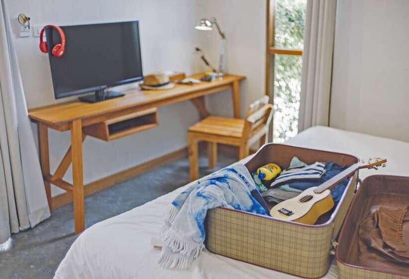 ویلای استاندارد با چشم‌انداز باغ, Escape Beach Resort   New Look Renovated