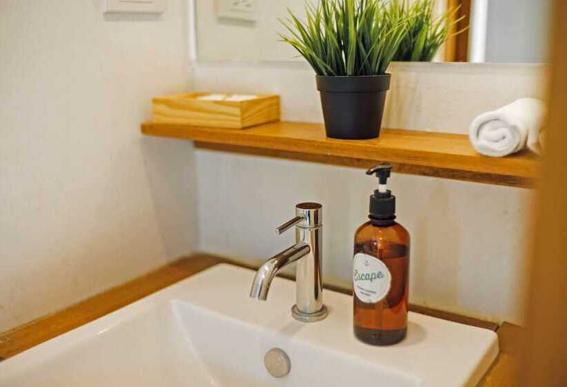 ویلای استاندارد با چشم‌انداز باغ, Escape Beach Resort   New Look Renovated