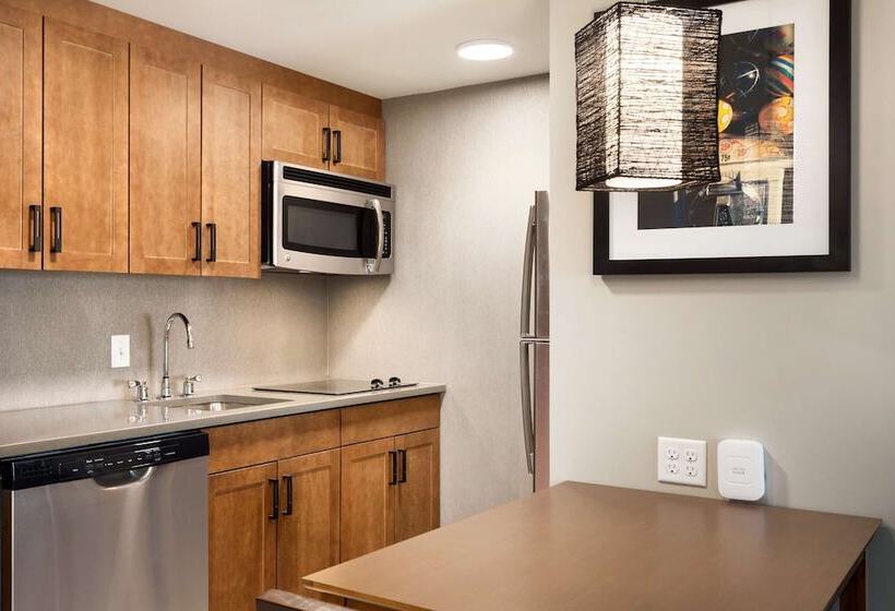 سوییت, Homewood Suites By Hilton Syracuse  Carrier Circle