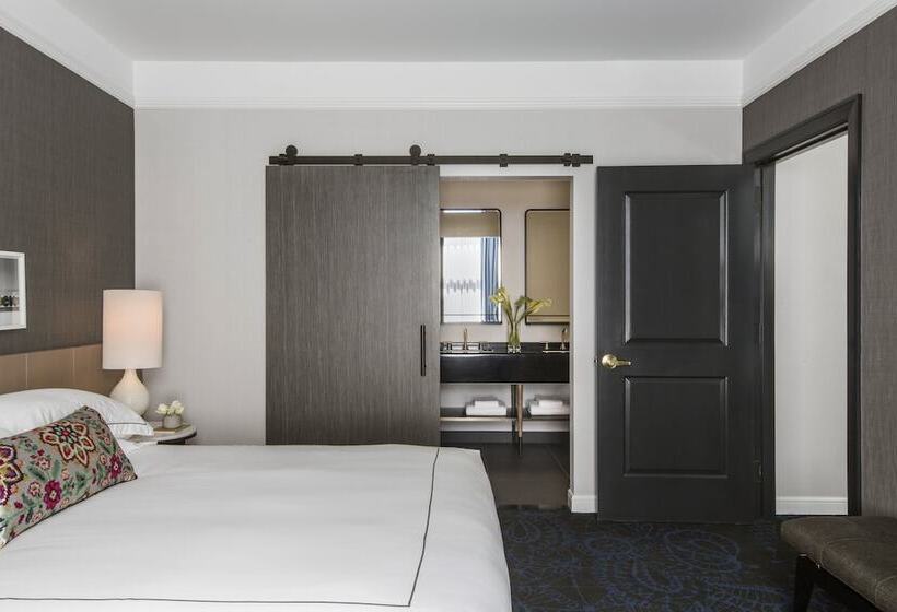 Suite Adapted for people with reduced mobility, Kimpton Gray