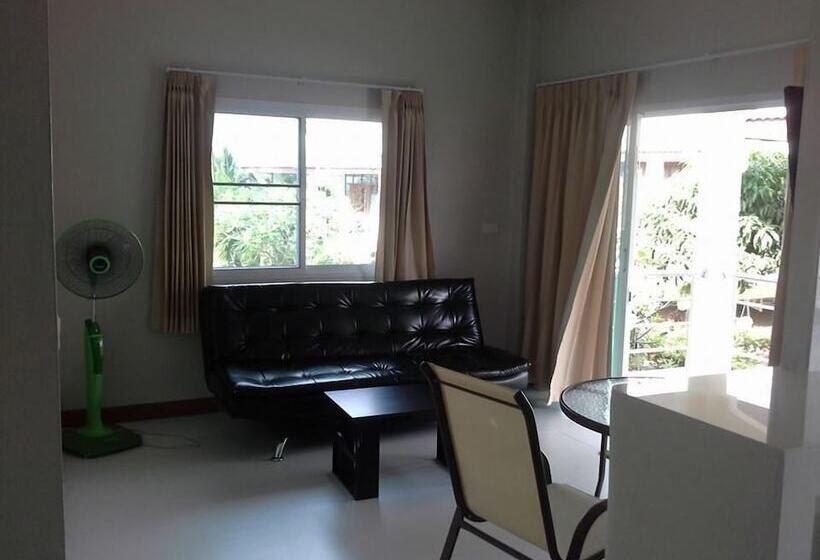 2 Bedrooms Standard Bungalow Sea View, Krisada Beach Resort