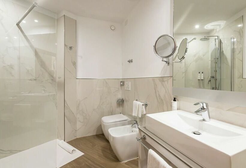 سوئیت کلاسیک, Mediterranee Family Hotel & Spa