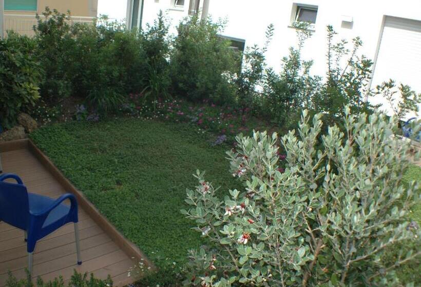 اتاق سوپریور چهار تخته, Miramare