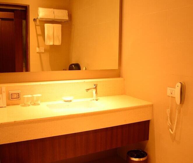اتاق پنت هاوس, Monticello Tagaytay