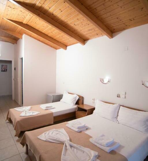Triple Room Sea View, Oasis