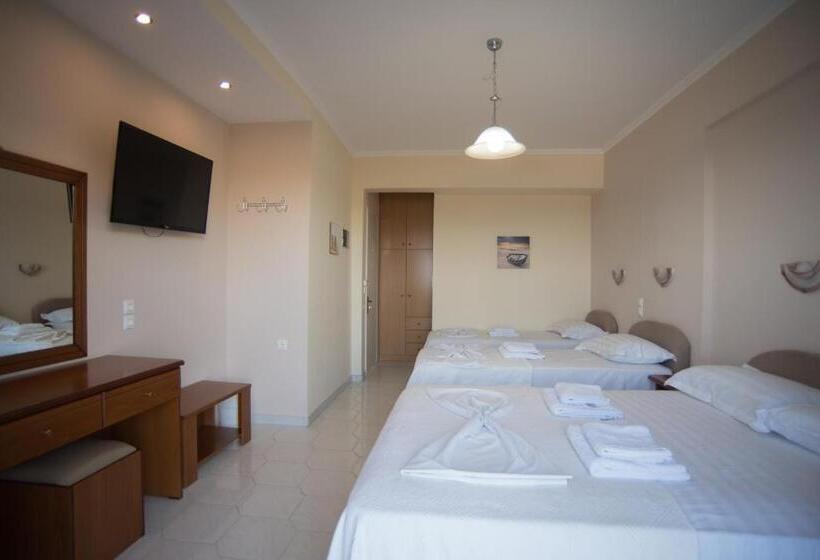 Triple Room Sea View, Oasis