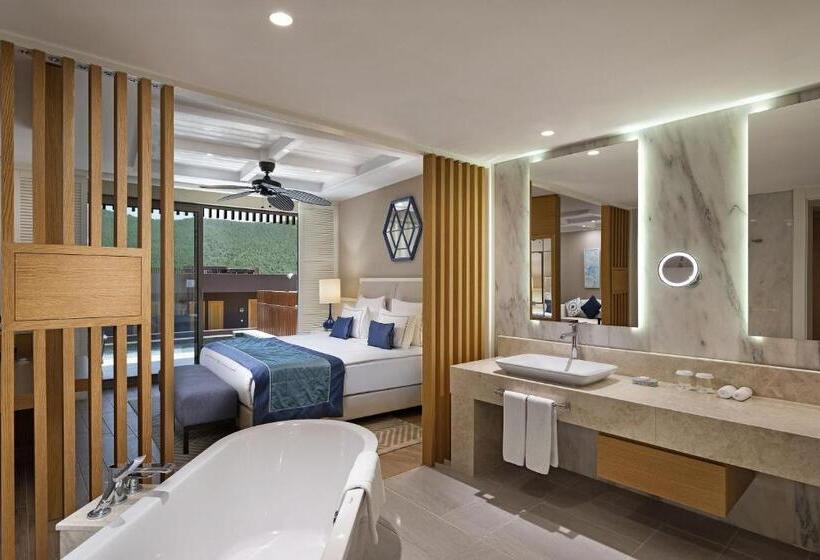 اتاق لوکس, Titanic Luxury Collection Bodrum