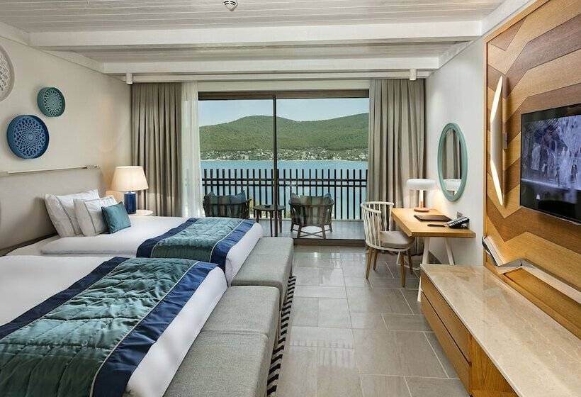 اتاق استاندارد با چشم‌انداز دریا, Titanic Luxury Collection Bodrum