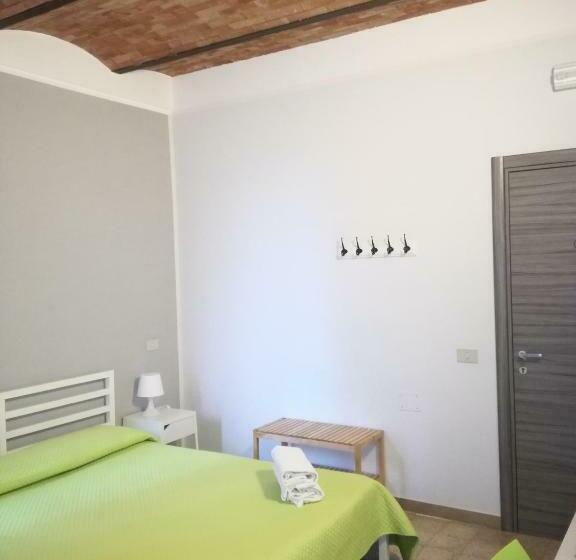 اتاق استاندارد, Miss Sicily B&b