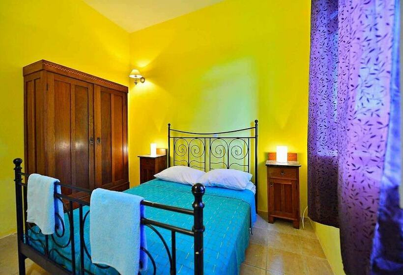اتاق راحتی, Villa Skula