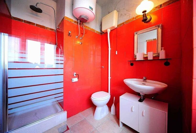 اتاق راحتی, Villa Skula