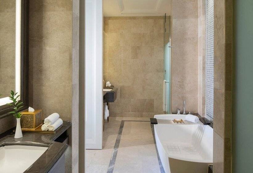 سوییت با چشم‌انداز جانبی دریا, The St. Regis Langkawi