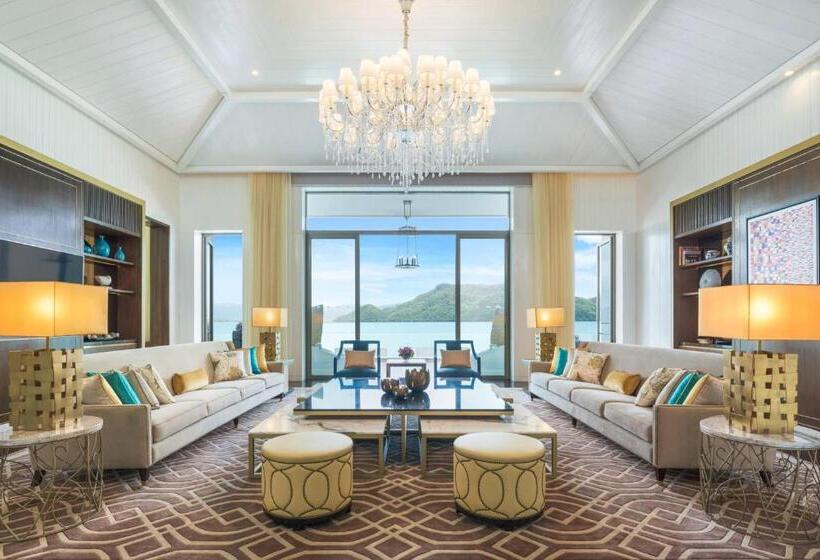 ویلای 4 خوابه, The St. Regis Langkawi
