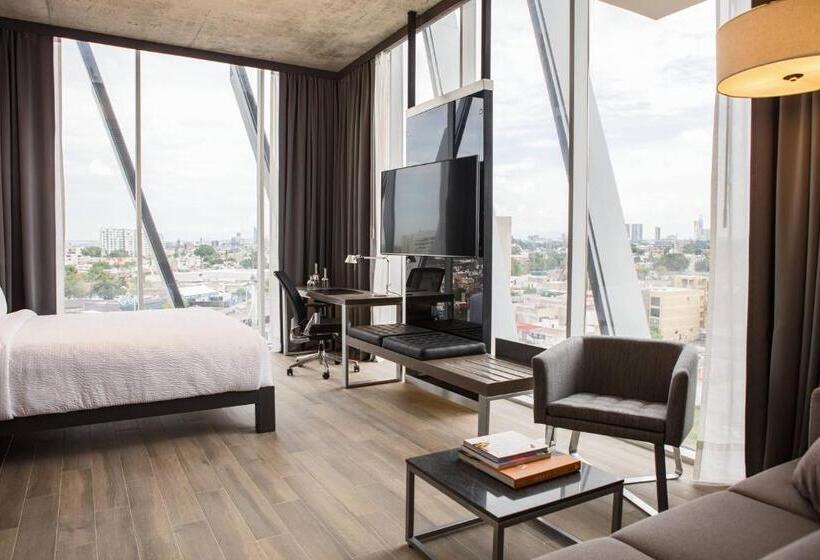 اتاق استاندارد با تخت بزرگ, Ac Hotel By Marriott Guadalajara Mexico