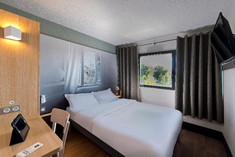 اتاق استاندارد, B&b Hotel Pau Zénith