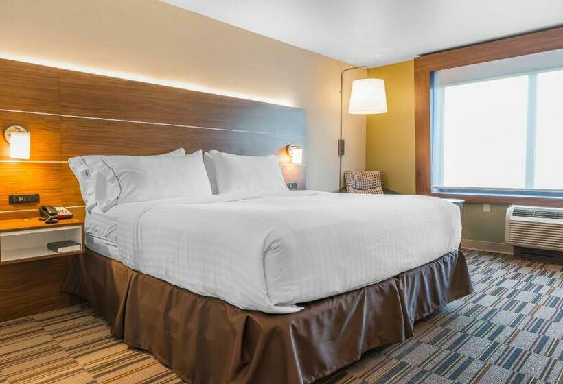 Superior Zimmer Kingsize Bett, Holiday Inn Express & Suites Clarion