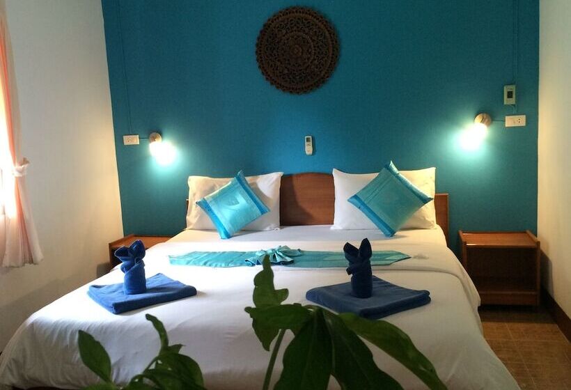 بانگلوی لوکس, Loma Resort