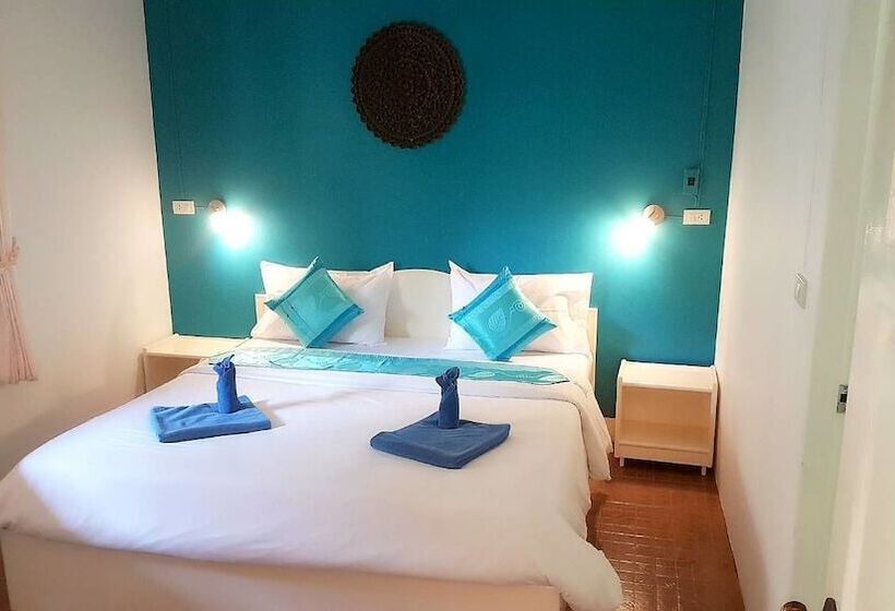 بانگلوی لوکس, Loma Resort