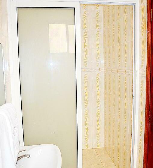 اتاق لوکس یک تخته, Marie S Royale