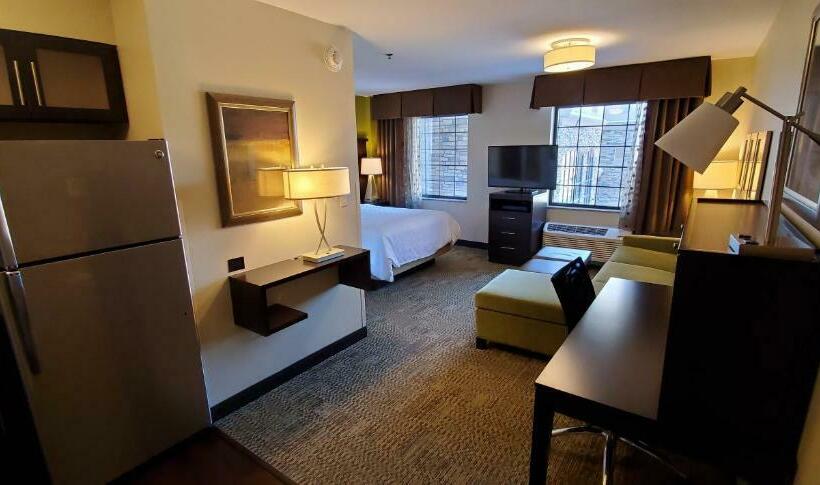 标准工作室, Staybridge Suites Eau Claire   Altoona, An Ihg