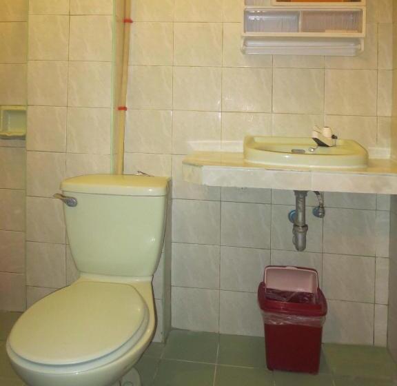 اتاق لوکس با بالکن, Sulu Plaza