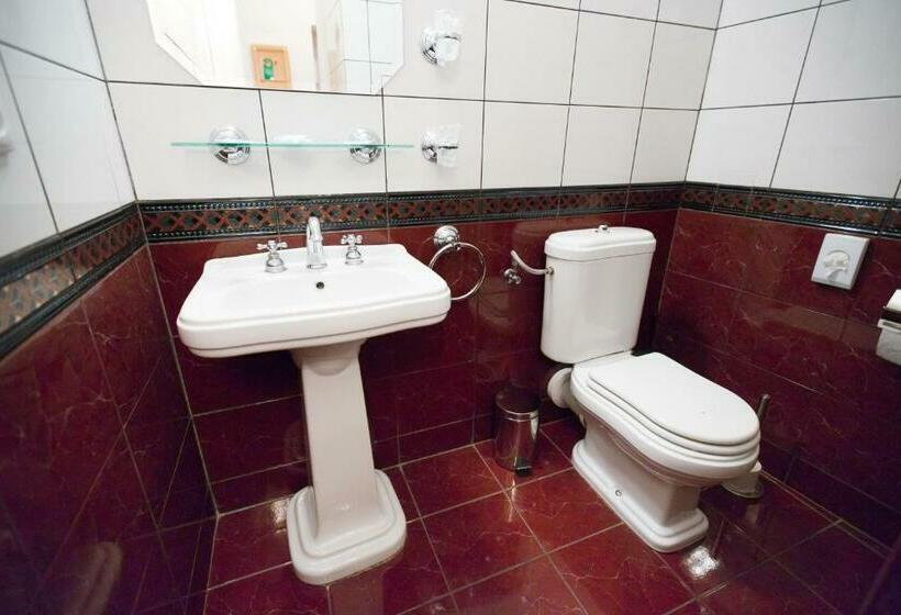 اتاق استاندارد سه نفره, U Beranka Nachod