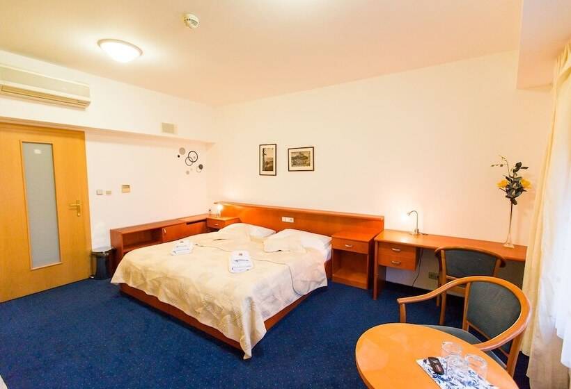 Superior Triple Room, U Beranka Nachod