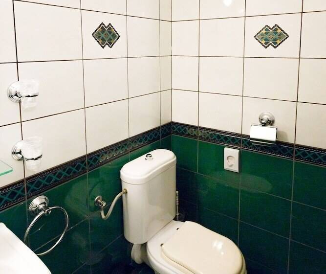اتاق استاندارد سه نفره, U Beranka Nachod
