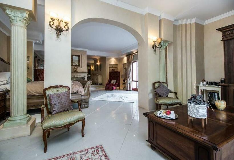 سوئیت پرزیدنت, Villa Amor