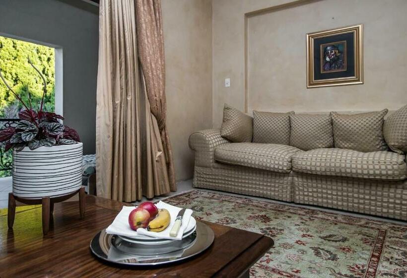 سوئیت پرزیدنت, Villa Amor