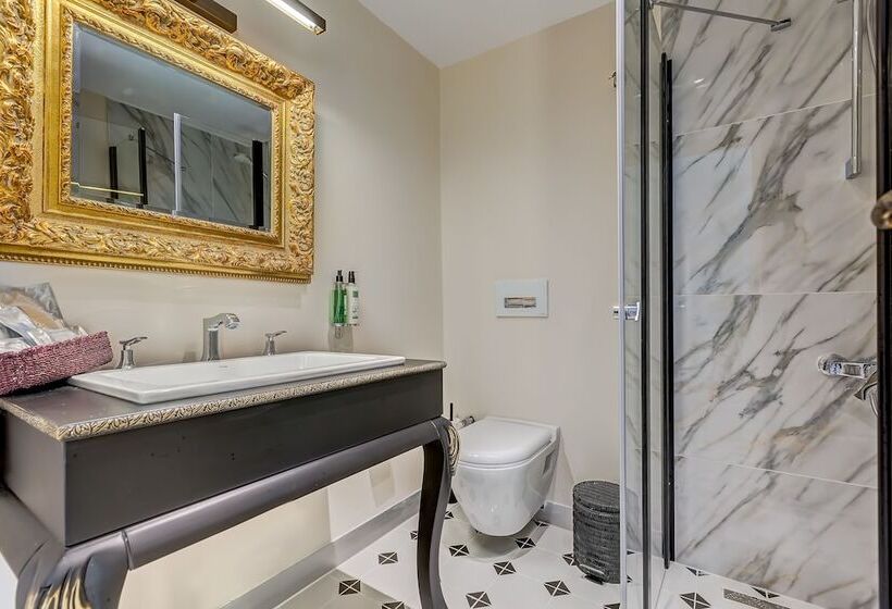اتاق لوکس, Villa Kore Cesme