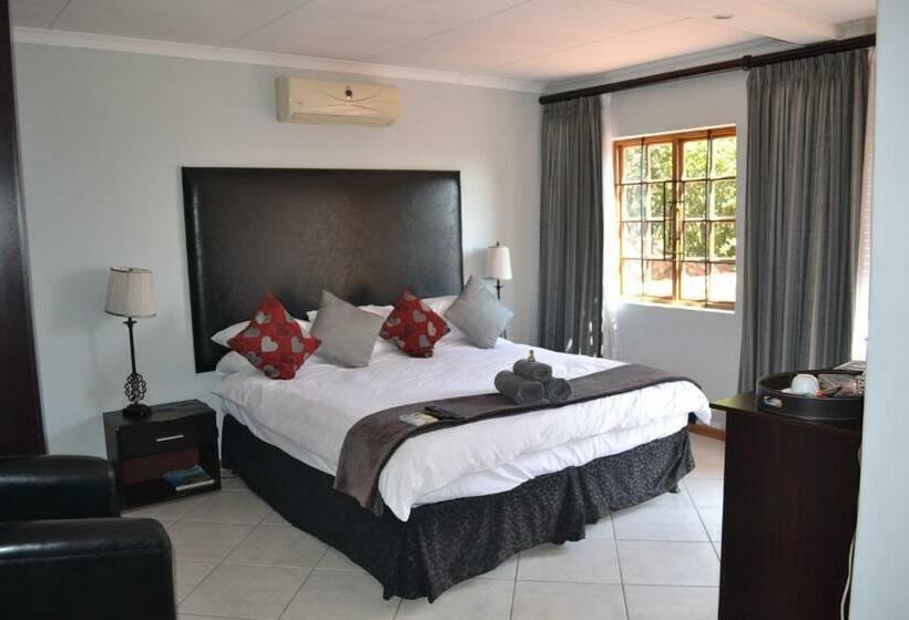 اتاق لوکس با بالکن, Edelweiss Corporate Guesthouse