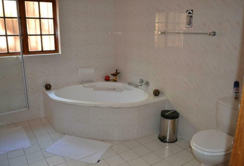 اتاق لوکس, Edelweiss Corporate Guesthouse