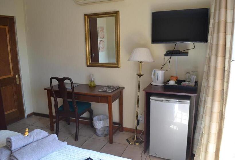 اتاق اکونومی, Edelweiss Corporate Guesthouse