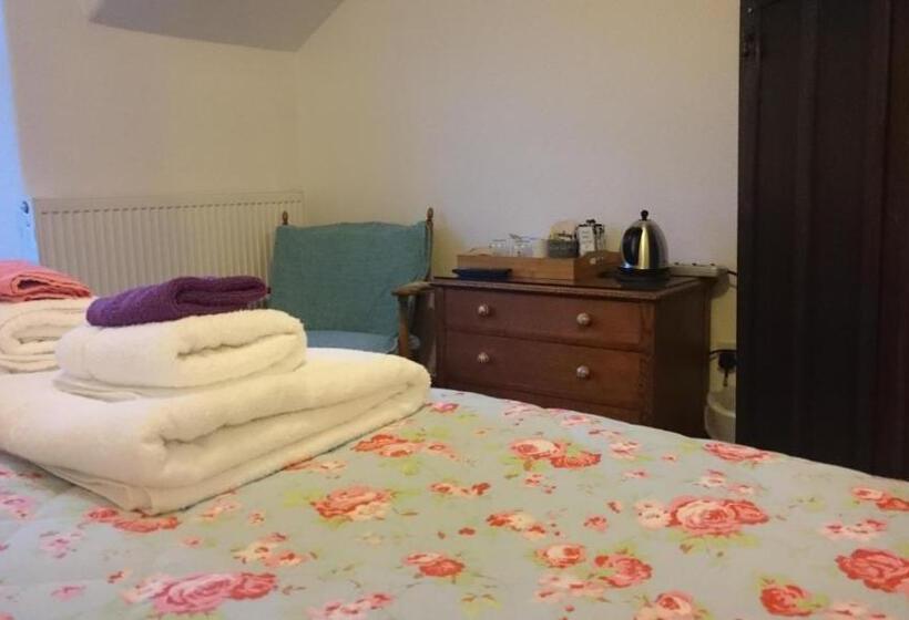 اتاق استاندارد با چشم‌انداز رودخانه, Lyndhurst Guest House