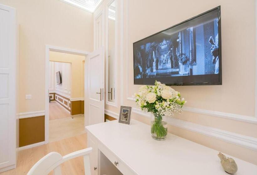 استودیوی استاندارد, Revelton Suites Karlovy Vary
