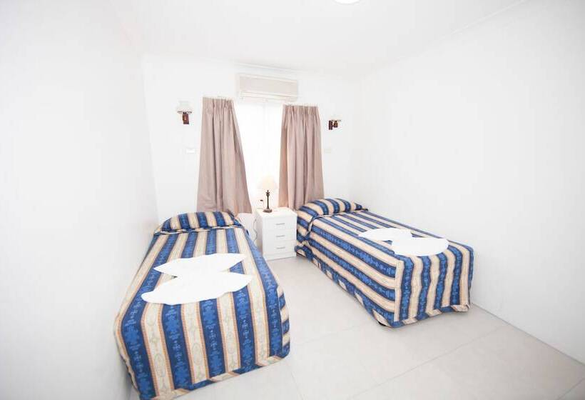 اتاق خانوادگی, Ballina Hi Craft Motel