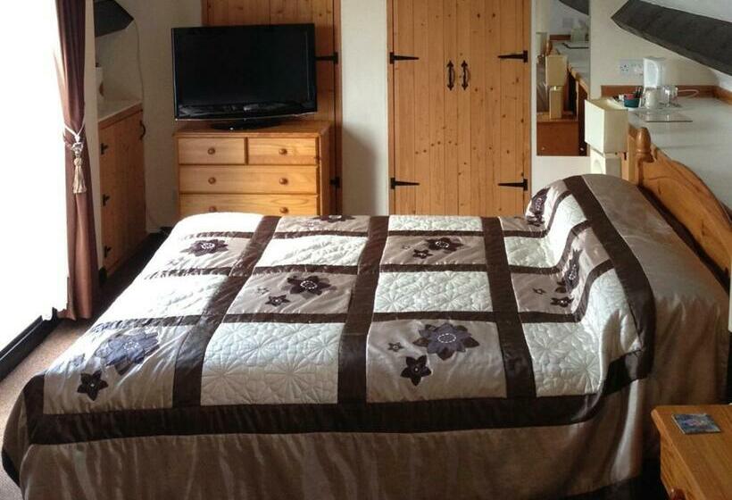 اتاق استاندارد, The Bridge Guest House