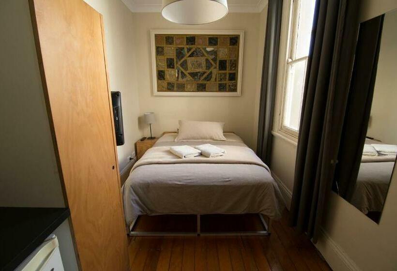 اتاق استاندارد با سرویس بهداشتی مشترک, Cambridge Lodge