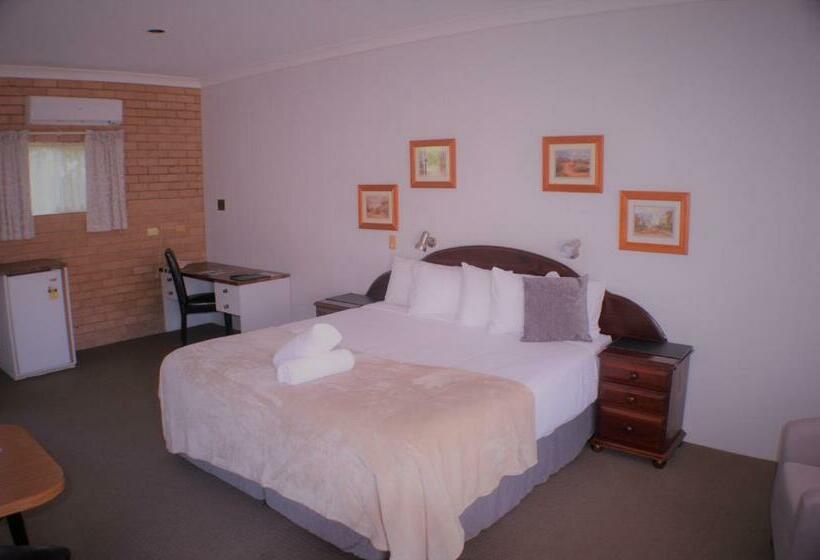 اتاق استاندارد با تخت بزرگ, Deer Park Motor Inn Armidale