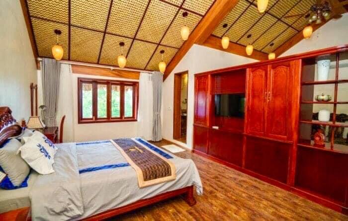 سوئیت پرزیدنت, Hoa Binh