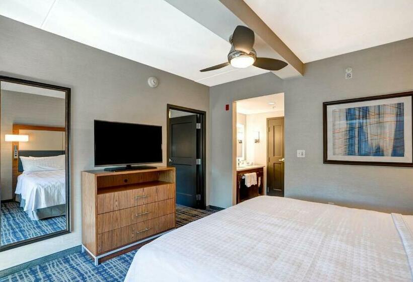 Suite Deluxe Pat King, Homewood Suites By Hilton Boston Brooklinelongwood Medical