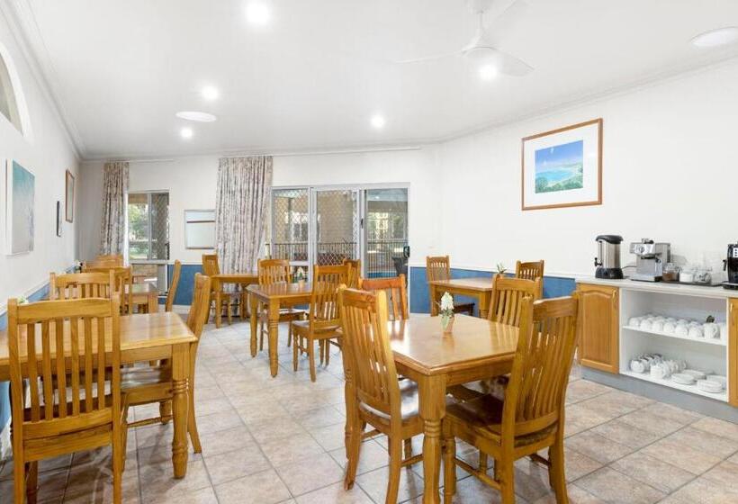 اتاق لوکس با چشم‌انداز باغ, Inn The Tuarts Guest Lodge