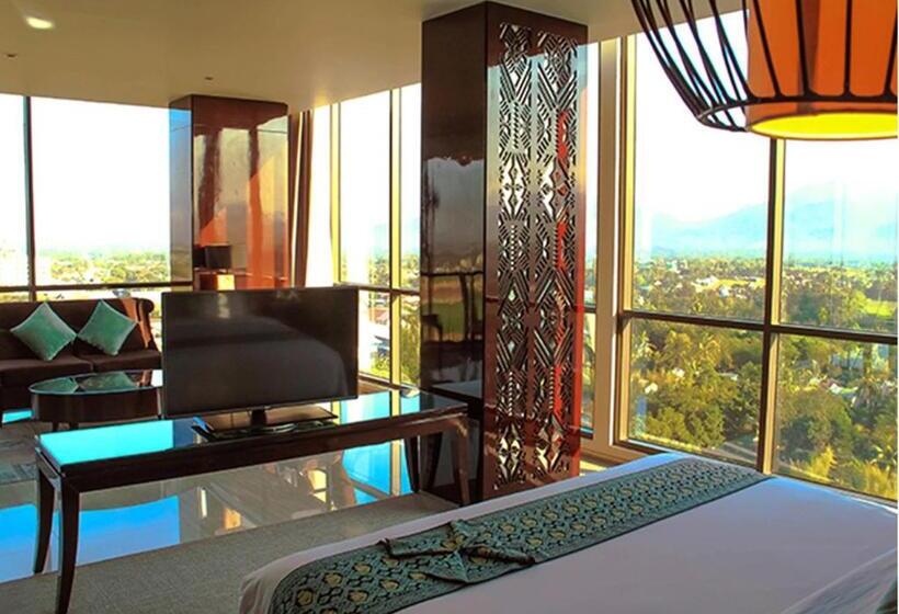 سوییت اجرایی, Lombok Astoria