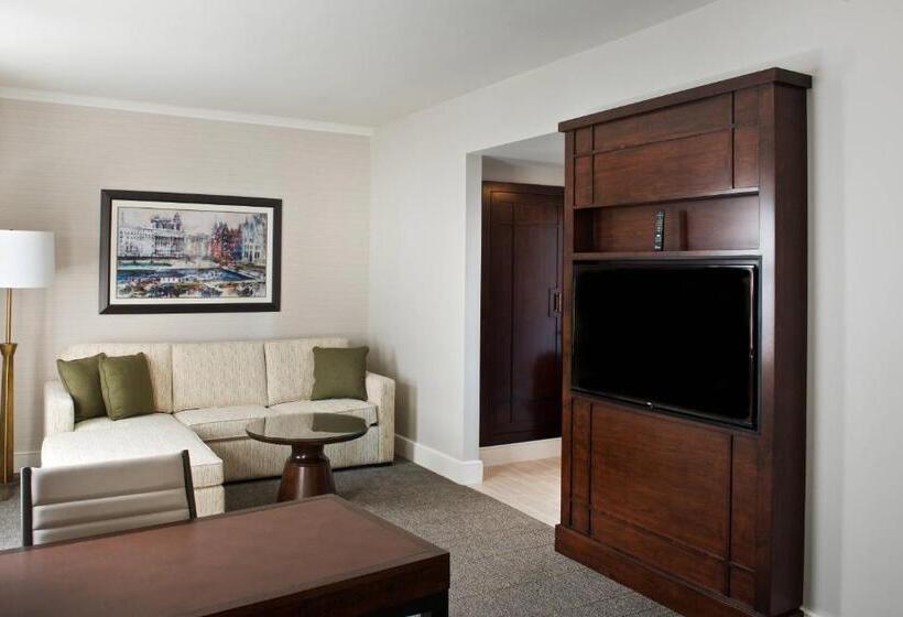 اتاق اجرایی با تخت بزرگ, Marriott Syracuse Downtown